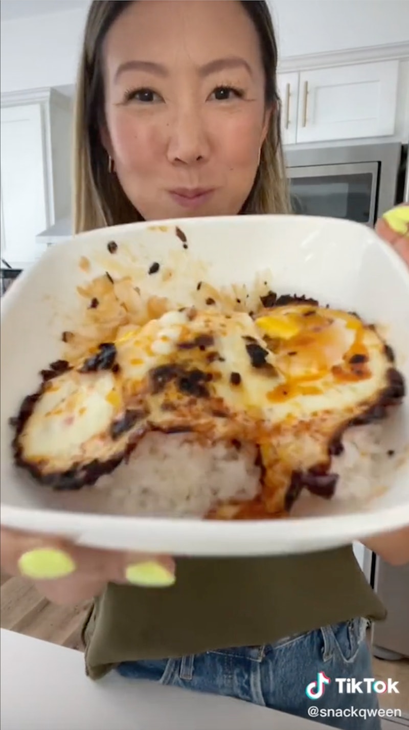 How to make chili eggs from TikTok.
